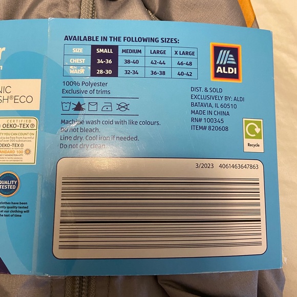 ALDI Gear 2023 Capsule Collection NWT Silver Zip Up Windbreaker Jacket Unisex 🌈 - Picture 3 of 5
